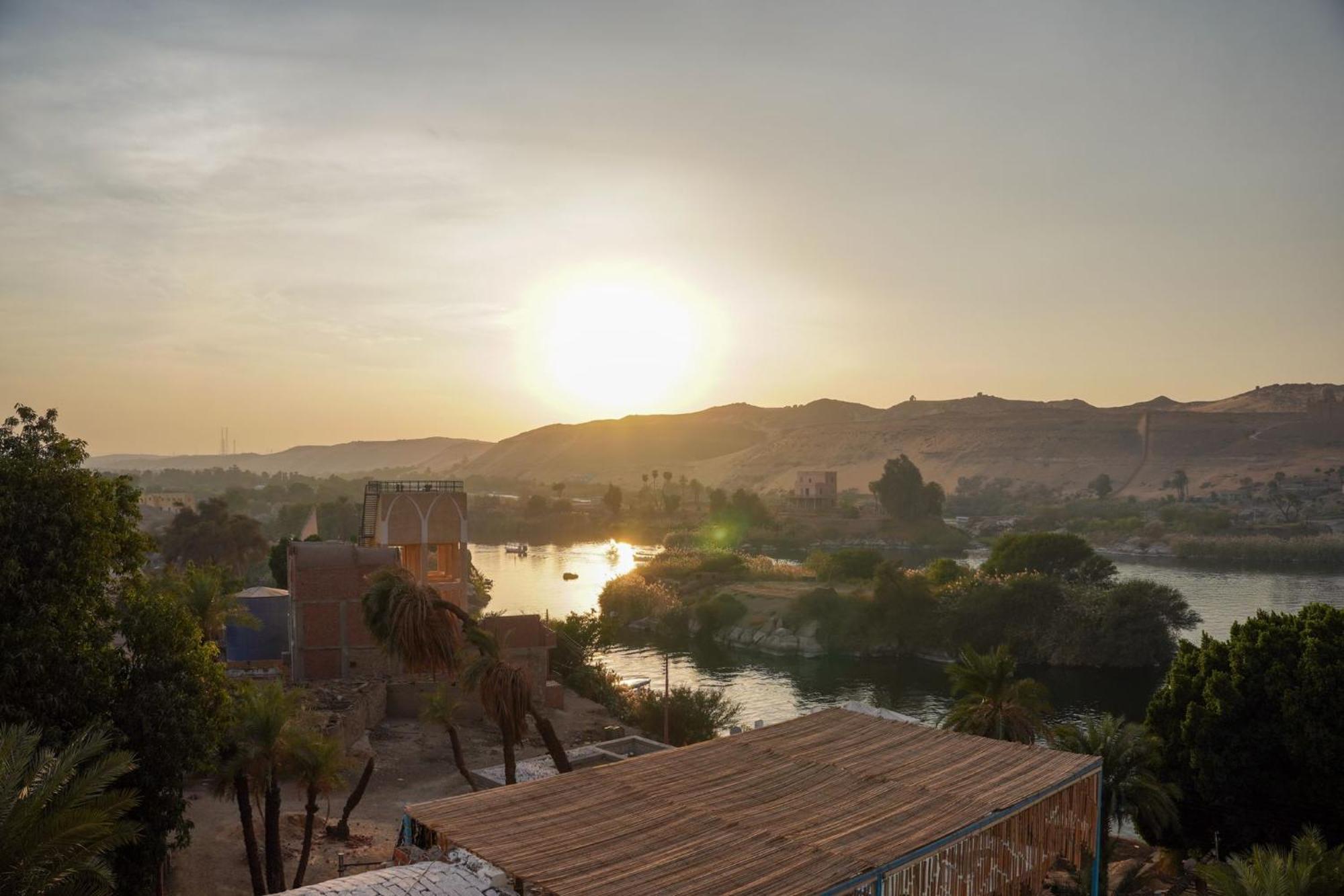 Basmatic Nubian Guest House Aswan Ngoại thất bức ảnh